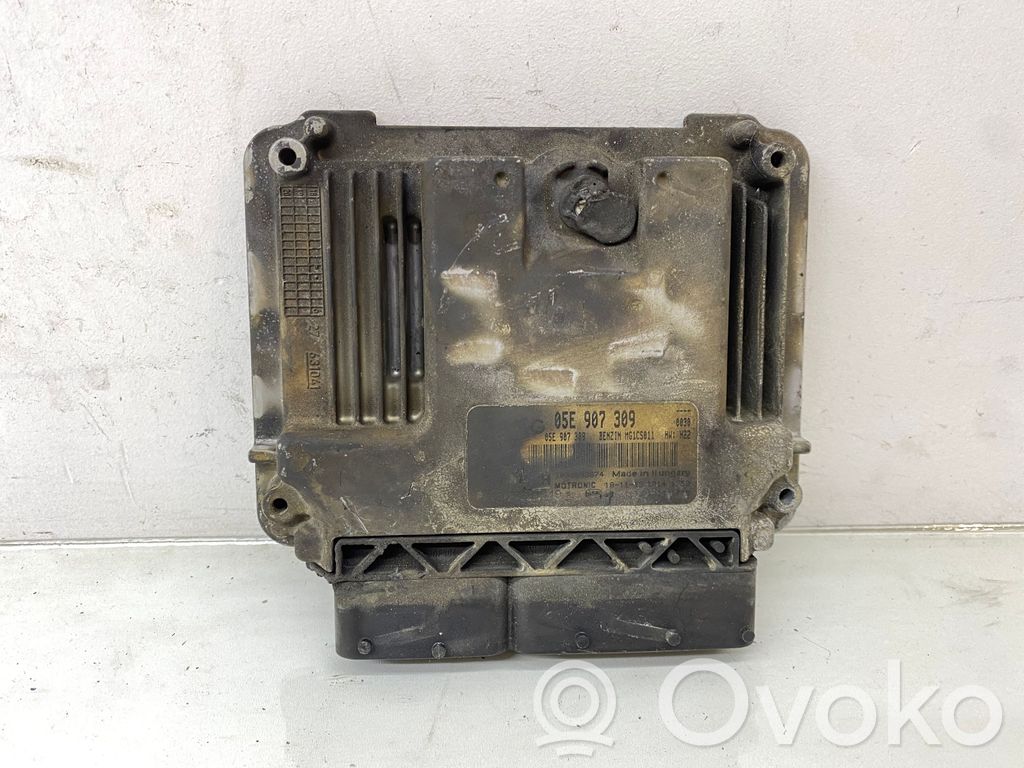 Skoda Superb B8 (3V) Engine control unit/module 