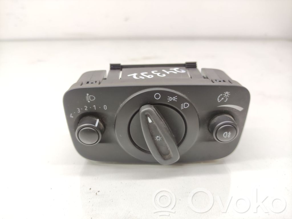 Ford Fiesta Light switch 