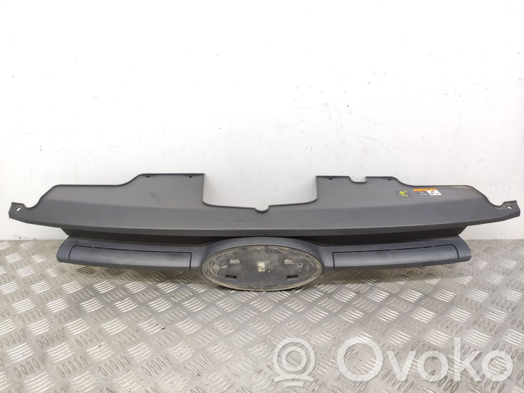 Ford Transit Custom Front bumper upper radiator grill 