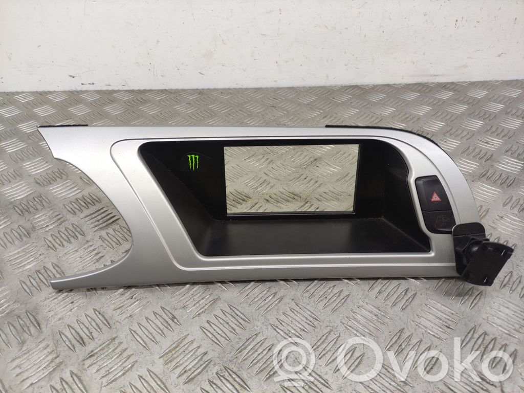 Audi A4 S4 B8 8K Moldura de la unidad delantera de radio/GPS 