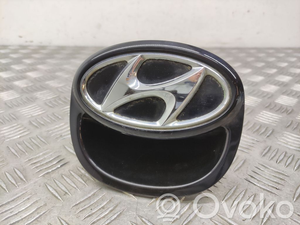 Hyundai i30 Tailgate opening switch 