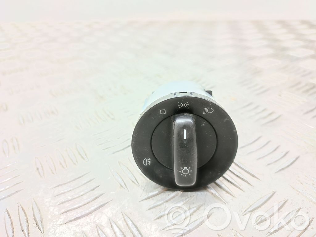 Skoda Yeti (5L) Light switch 