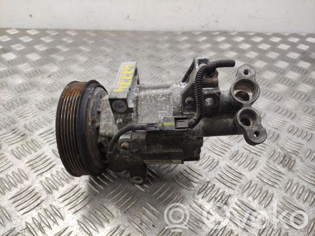 Dacia Lodgy Air conditioning (A/C) compressor (pump) 