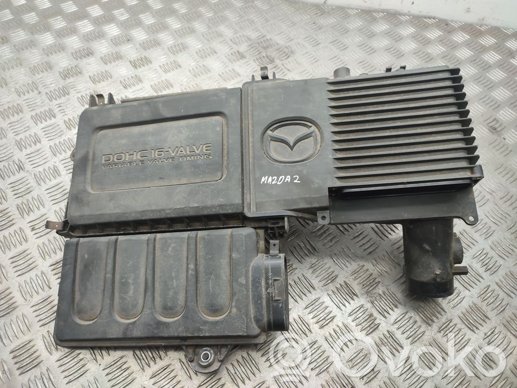 Mazda 2 Air filter box 