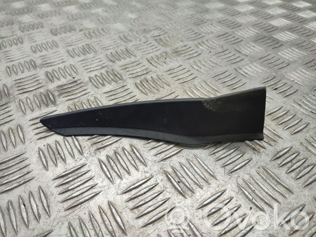 Ford Turneo Courier Windshield trim 