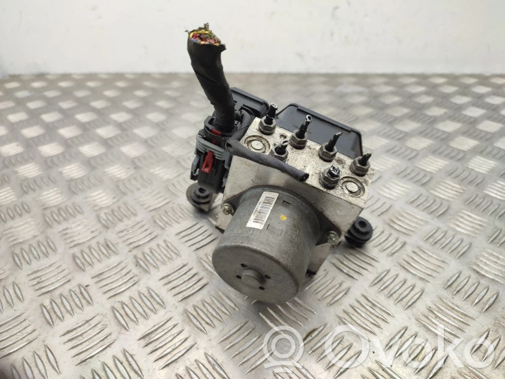 Volkswagen Tiguan ABS Pump 
