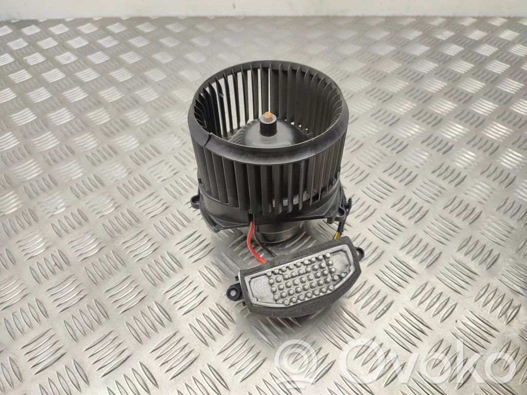 BMW 2 F45 Soplador/ventilador calefacción 