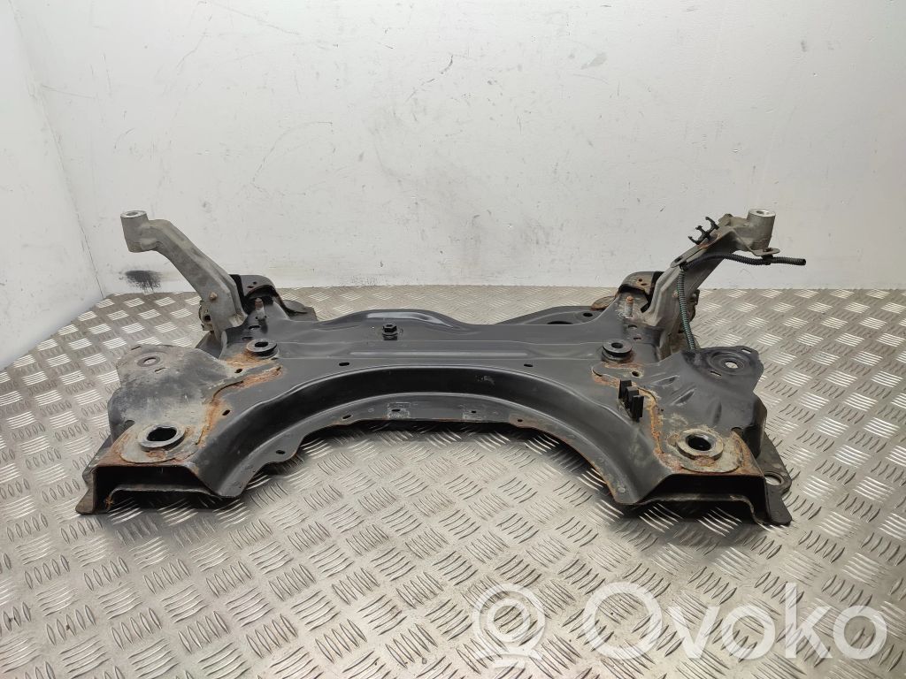 Peugeot 308 Front subframe 
