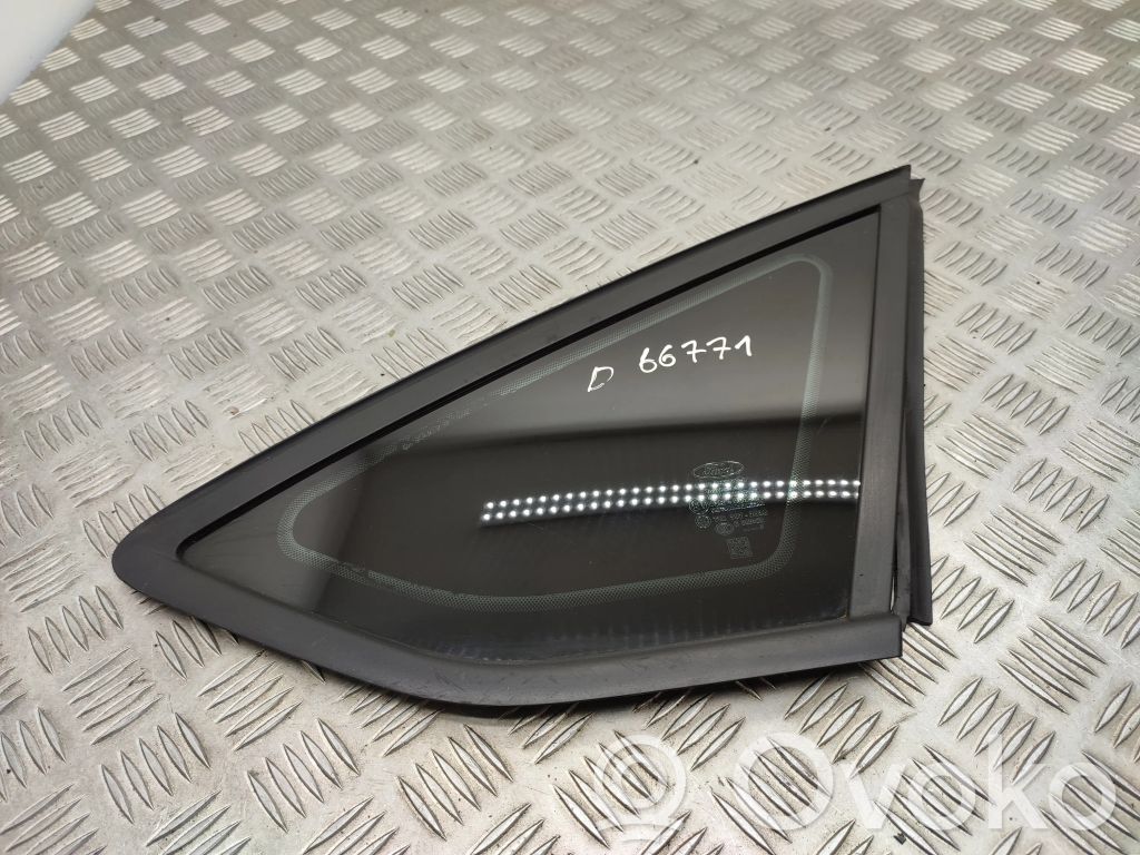 Ford Focus Rear side window 