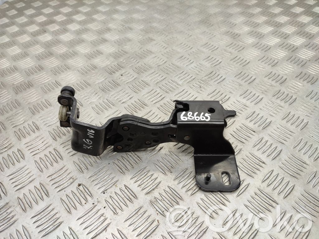 Ford B-MAX Sliding door middle roller runner 