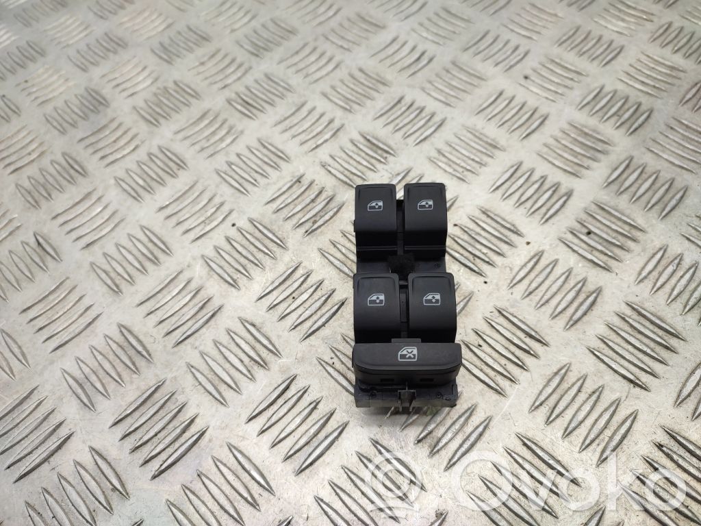 Seat Leon (5F) Electric window control switch 