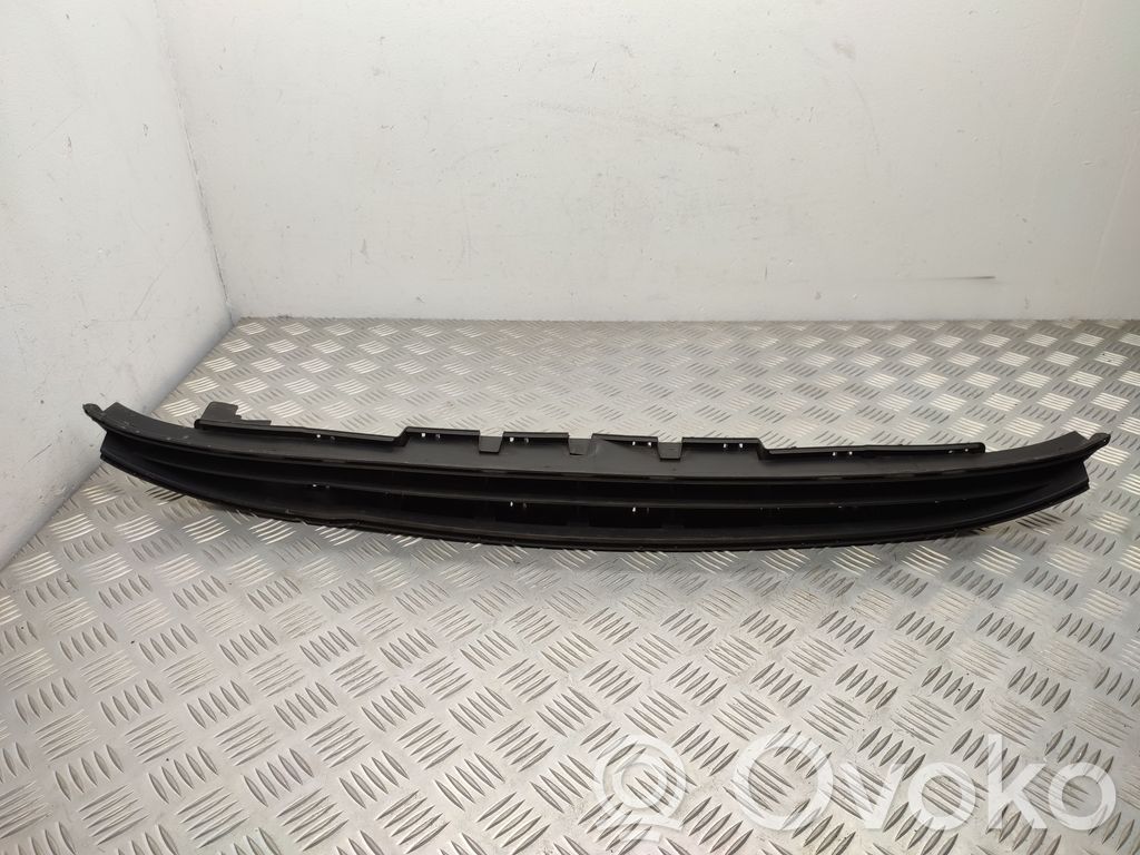 Opel Corsa E Front bumper lower grill 