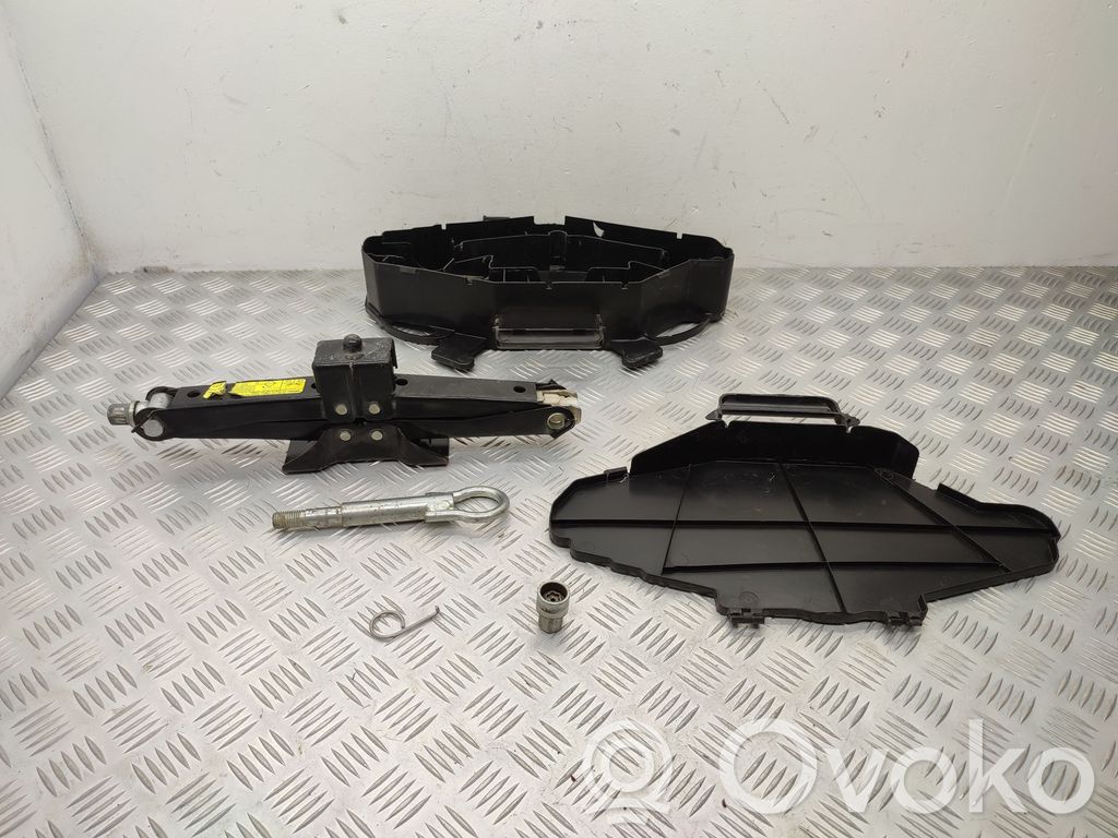 Opel Vivaro Caja de herramientas 