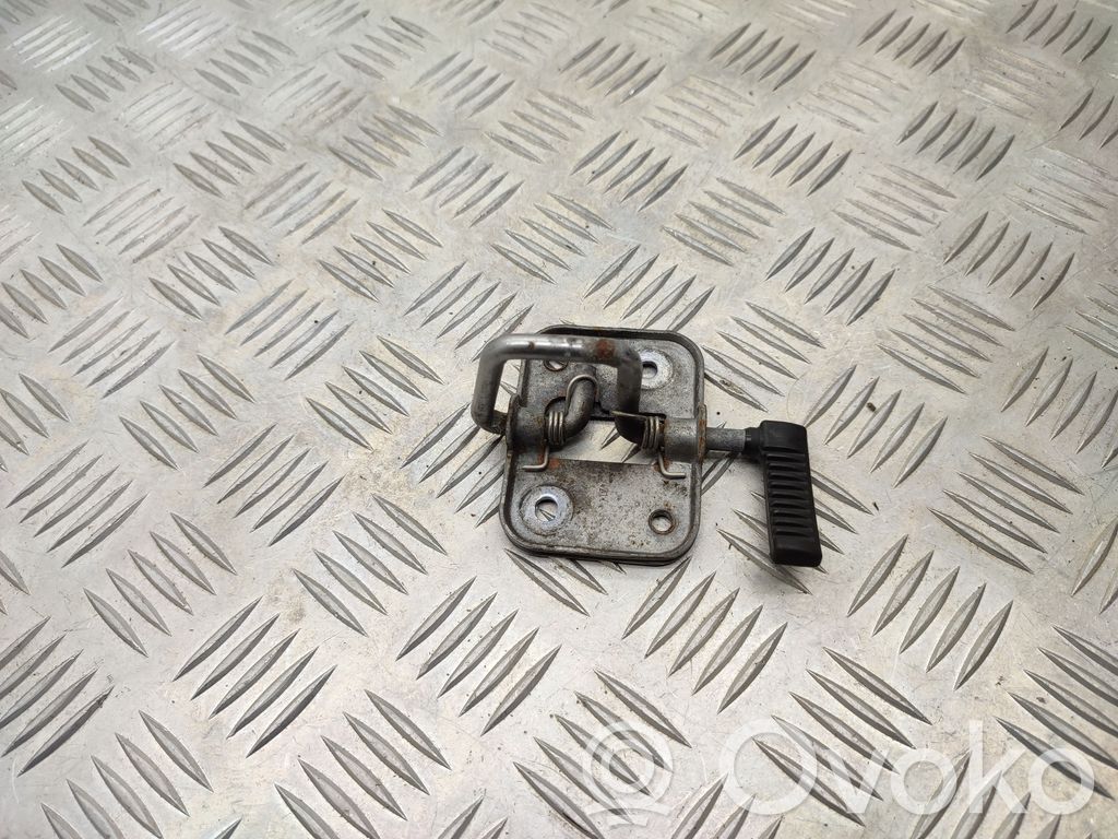 Seat Leon (5F) Engine bonnet/hood lock/latch loop/hook 