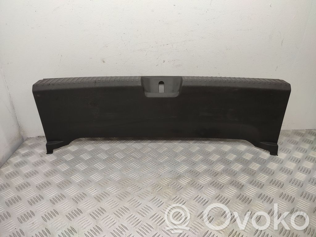 Seat Leon (5F) Trunk/boot sill cover protection 