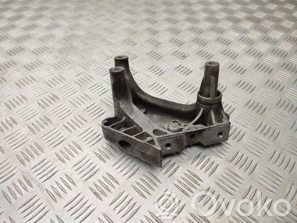 Volkswagen Sharan Engine mounting bracket 
