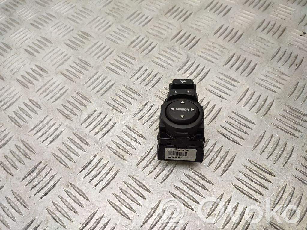 KIA Stonic Wing mirror switch 