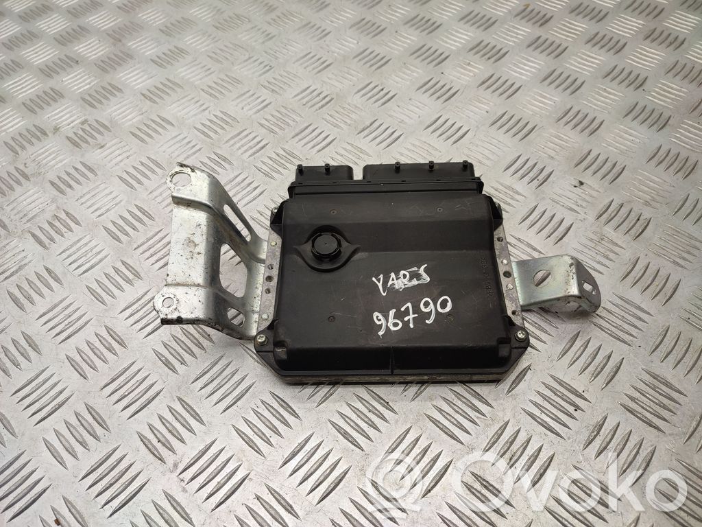 Toyota Yaris Engine control unit/module 