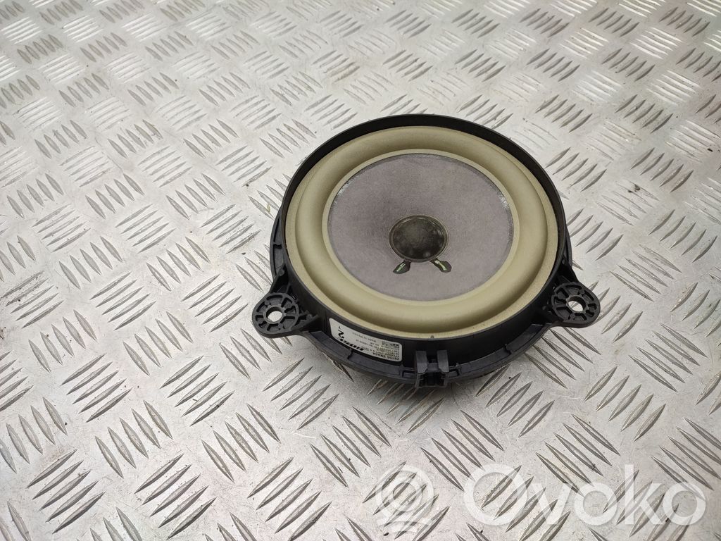 Nissan X-Trail T32 Front door speaker 