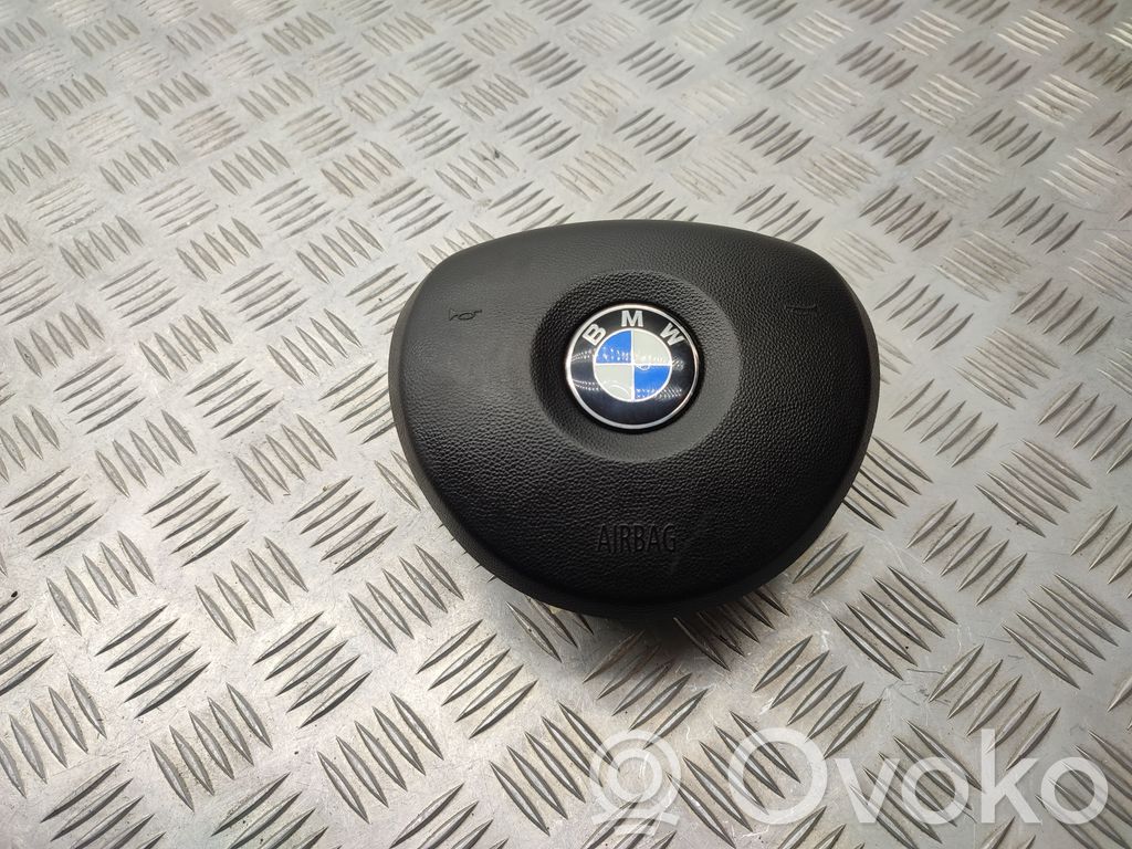 BMW 1 E81 E87 Vairo oro pagalvė 