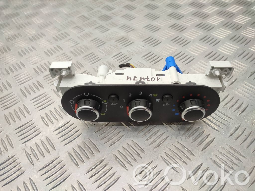 Renault Trafic III (X82) Climate control unit 