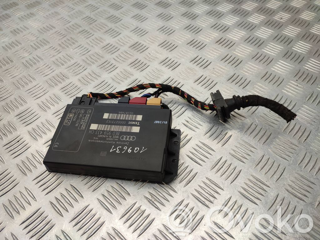 Audi A4 S4 B7 8E 8H Mukavuusmoduuli 
