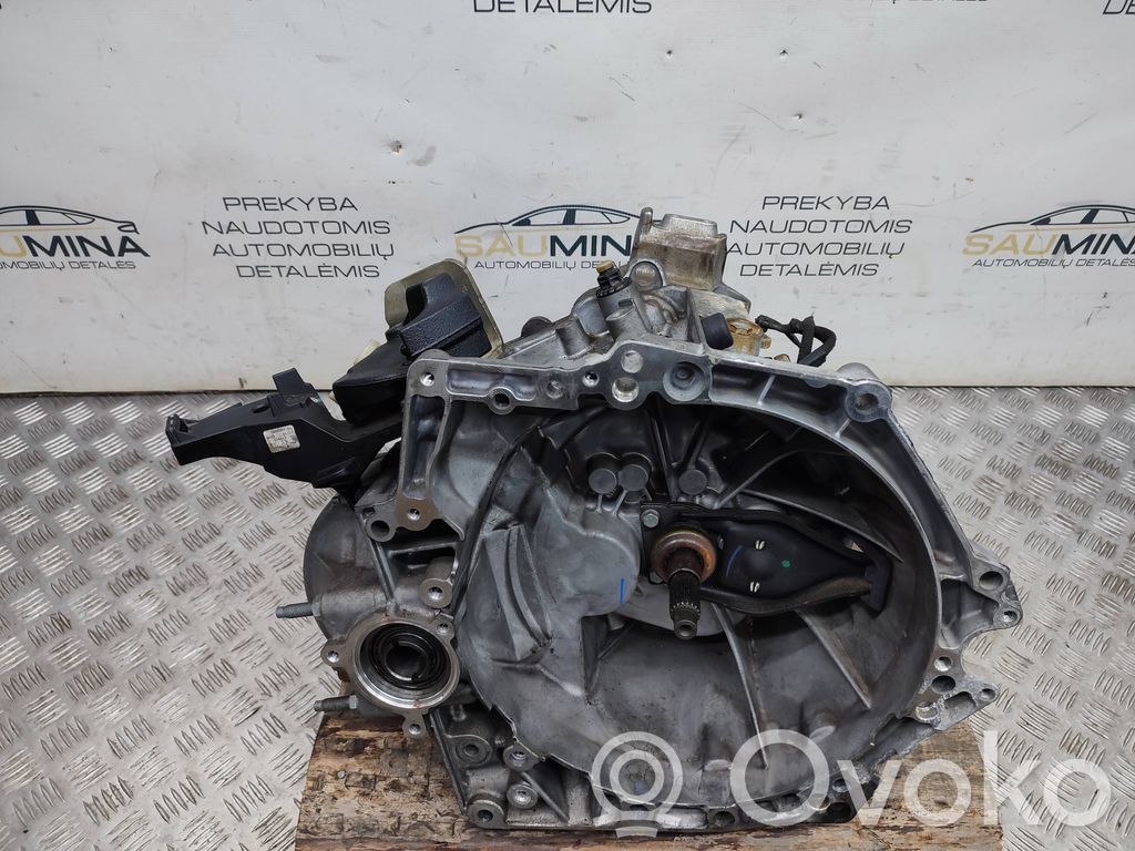 Opel Combo E Manual 6 speed gearbox 