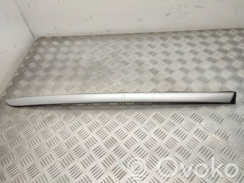 Citroen C5 Windshield trim 