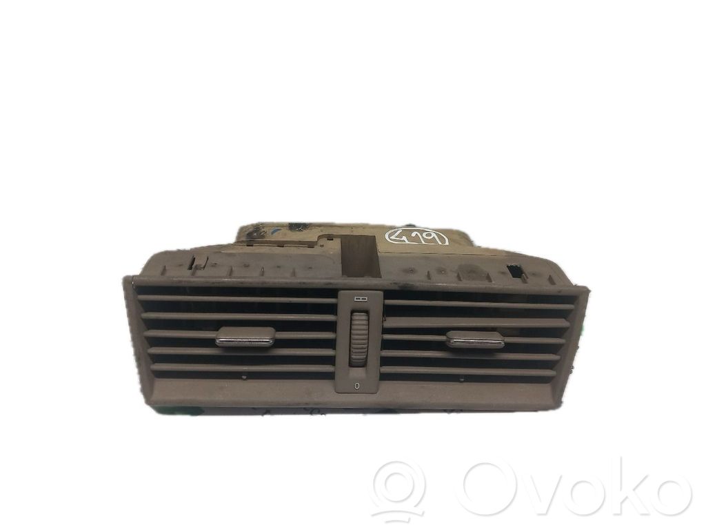 Mercedes-Benz C W202 Rejilla de ventilación central del panel 