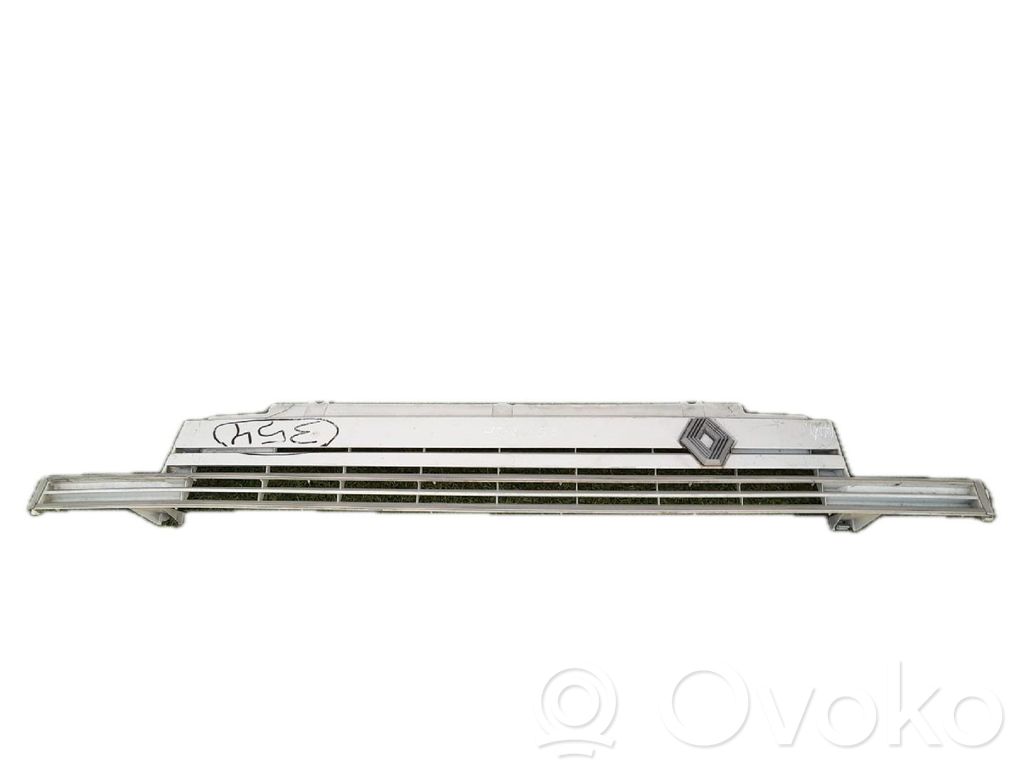 Kühlergrill   7700777015
