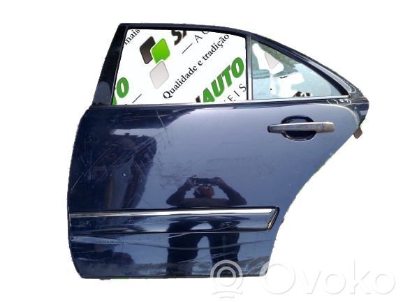 Mercedes-Benz E W210 Puerta trasera 