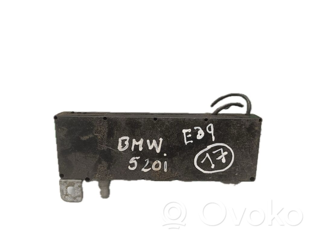 Antenas pastiprinātājs   65258352774
