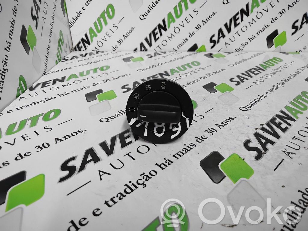 Valokatkaisija   8363684
