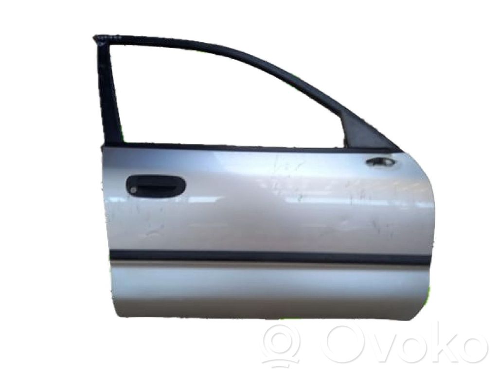 Mitsubishi Carisma Front door 