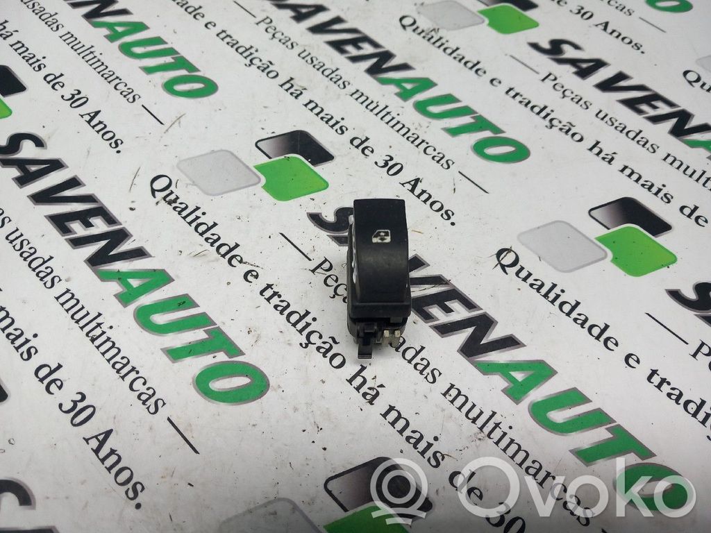 Renault Clio II Electric window control switch 