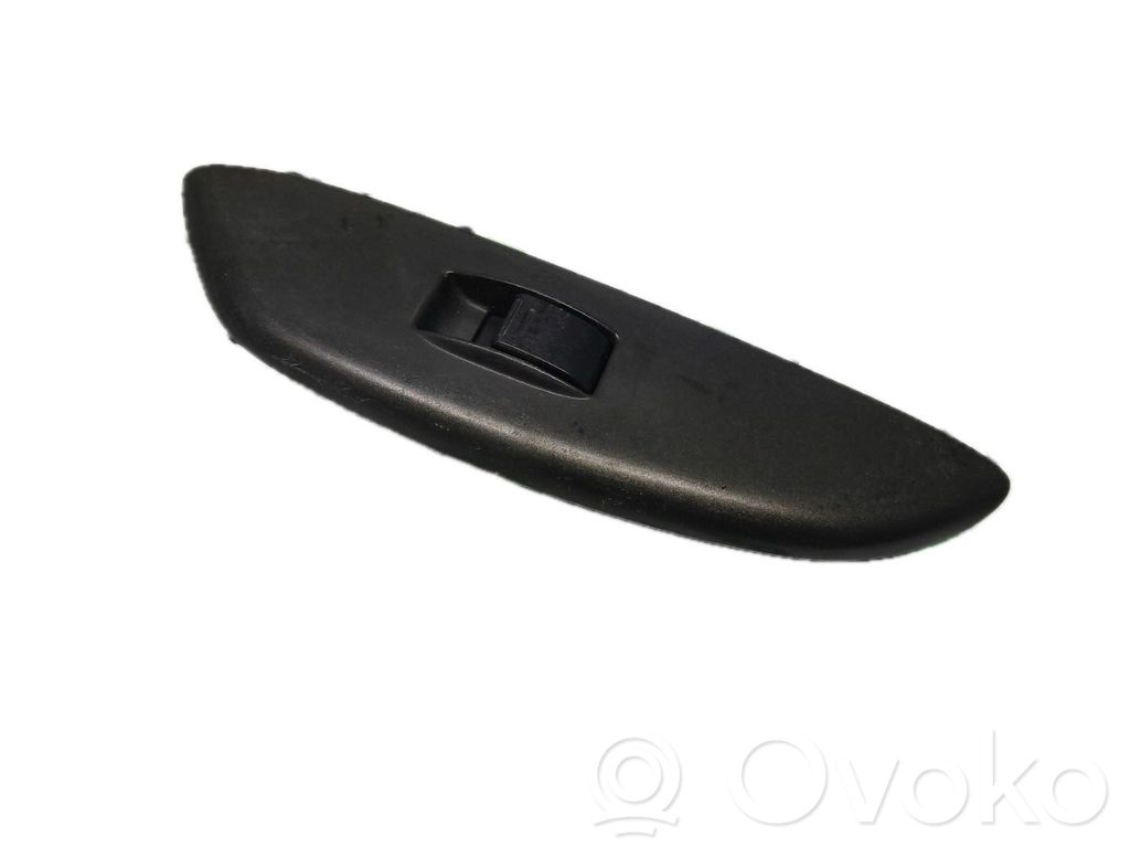 Toyota Yaris Electric window control switch 
