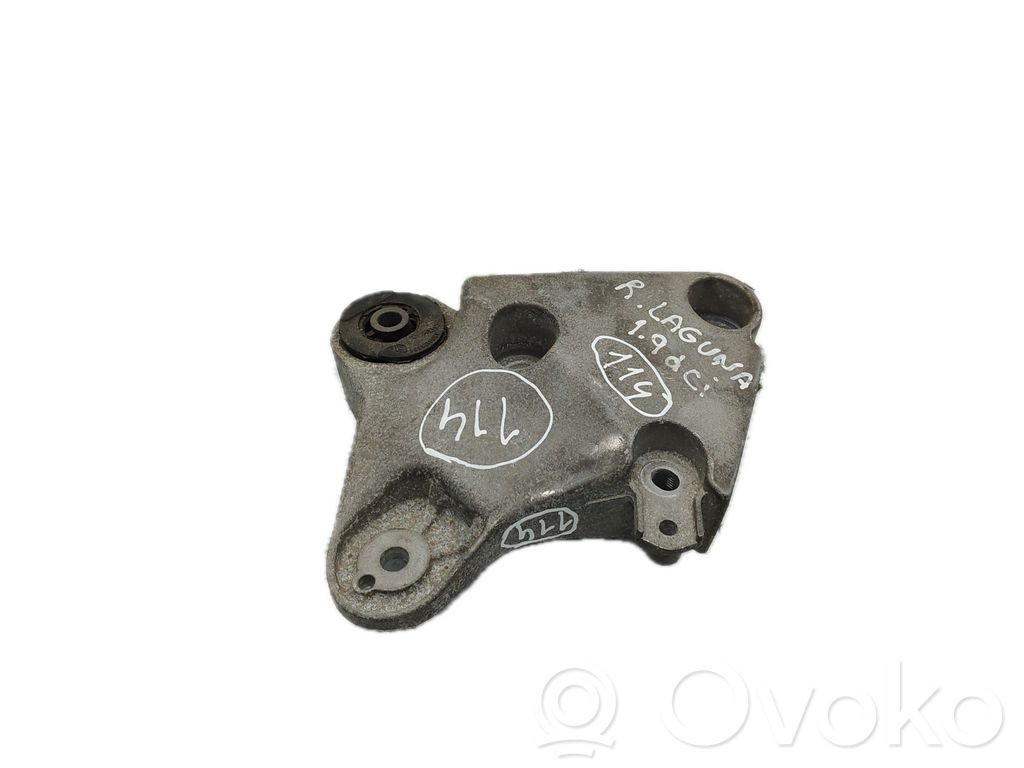 Engine mount bracket