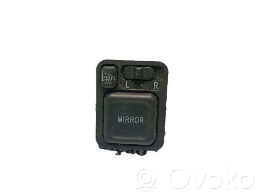 Wing mirror switch   S9AJ211M1