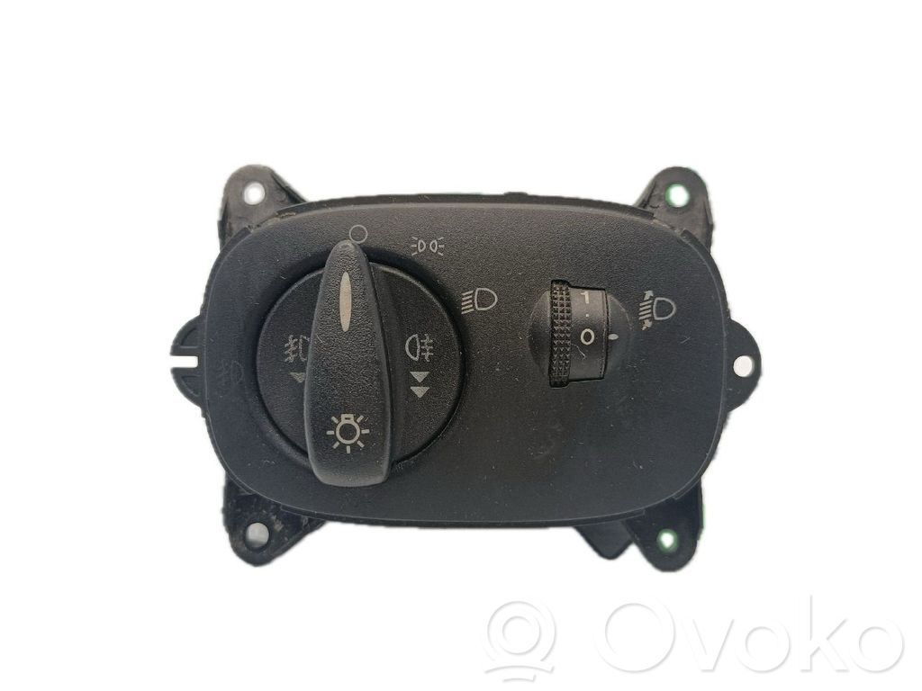 Lukturu slēdzis   YC1T13A024EB,04052841