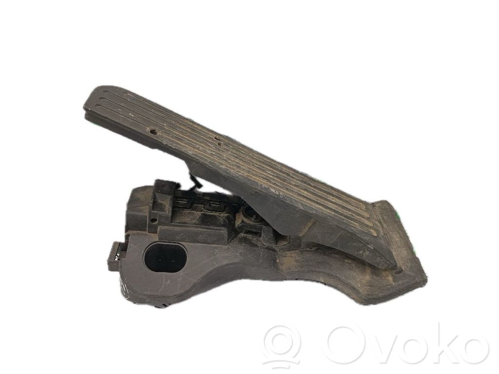 Volkswagen Golf V Accelerator throttle pedal 