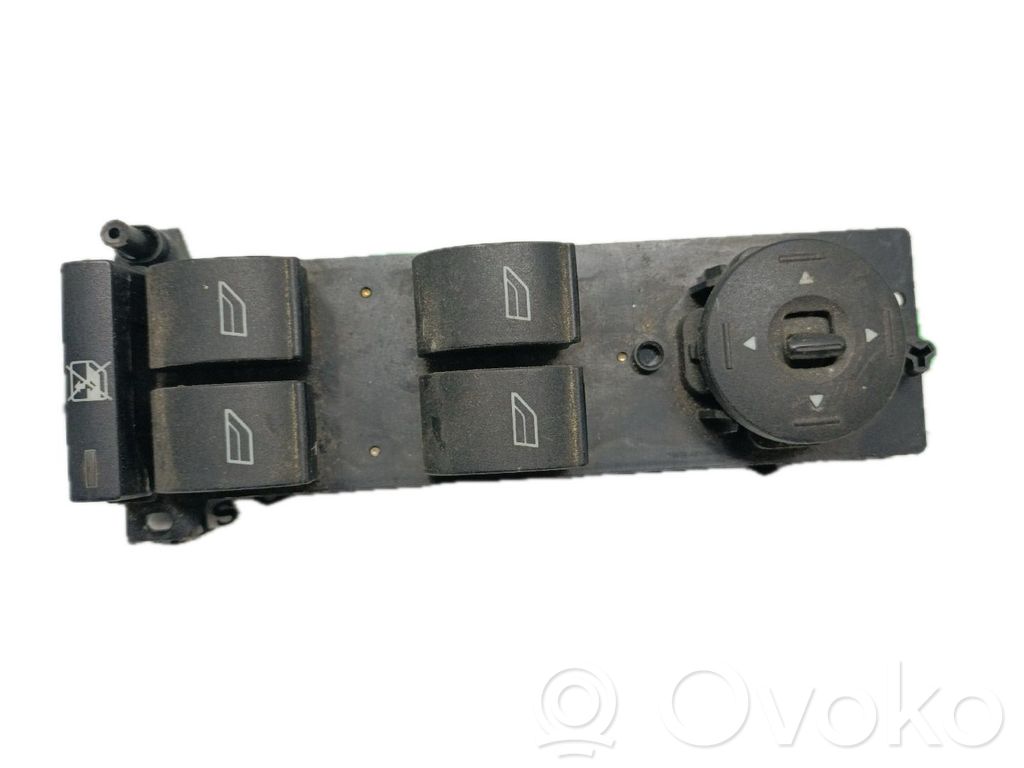 Electric window control switch   03168104,FRENTEESQUERDO