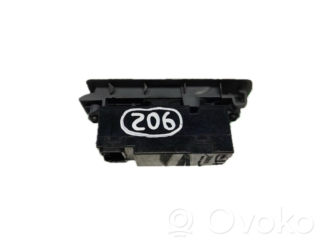 Mitsubishi Colt CZ3 Electric window control switch 