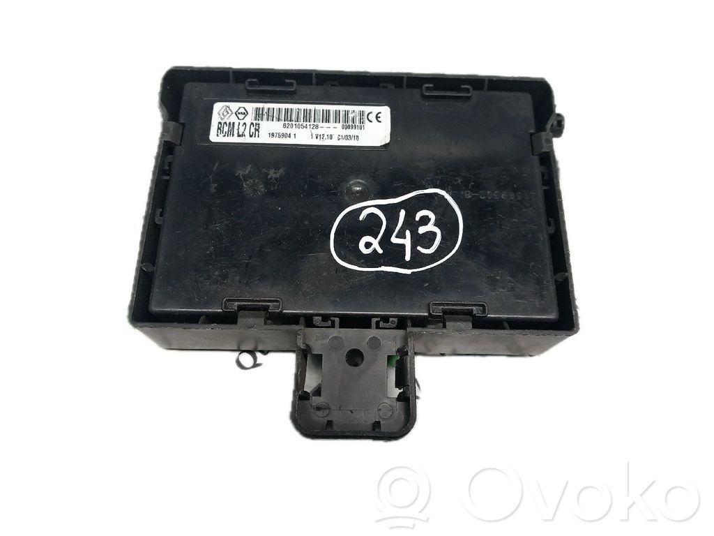 Autres unités de commande / modules   8201054128,1975904,BCM