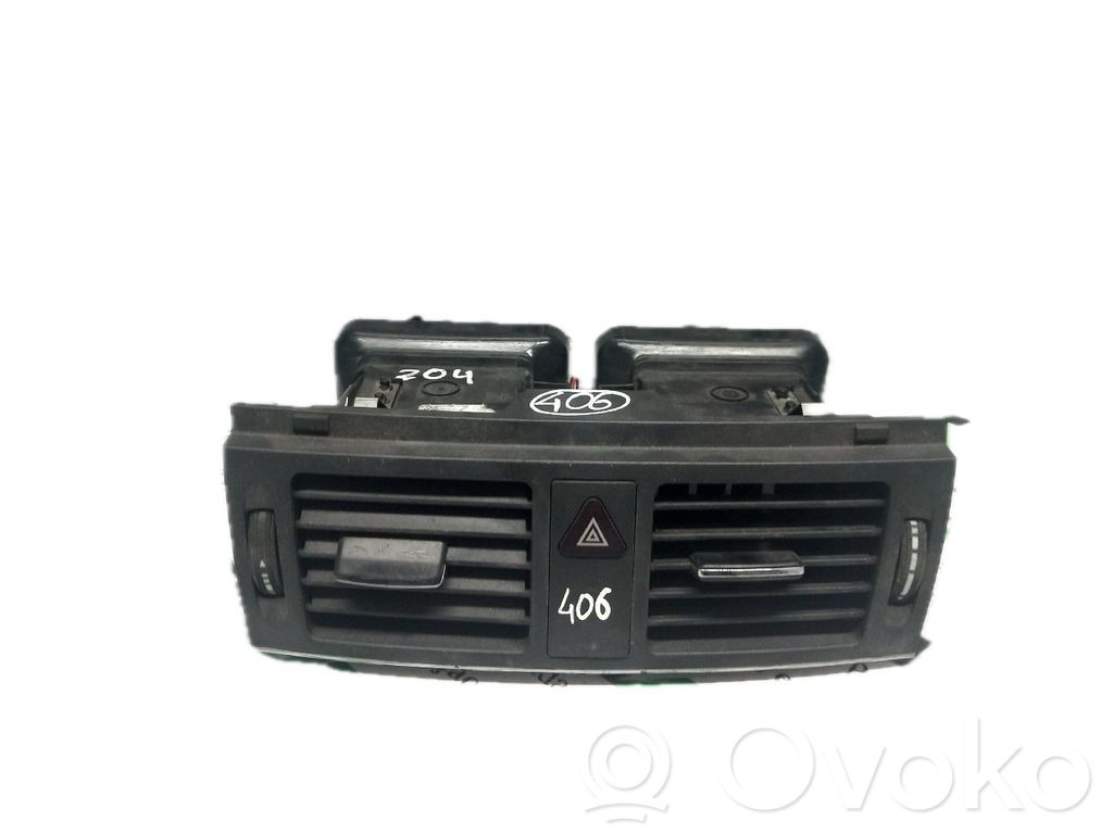 Mercedes-Benz C W204 Centrālais gaisa ventilācijas režģis 