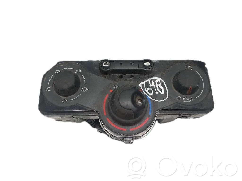 Climate control unit   5F2140100