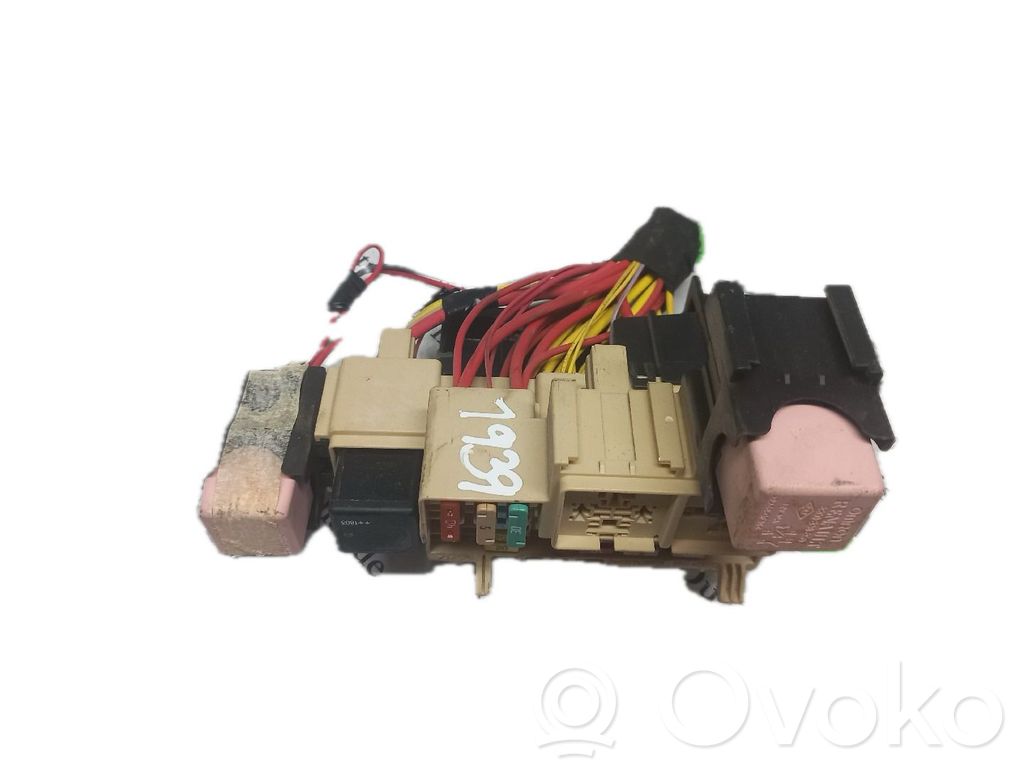 Other control units/modules   929180546R