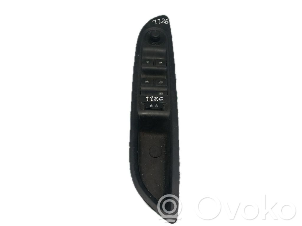 Opel Insignia A Przyciski szyb 