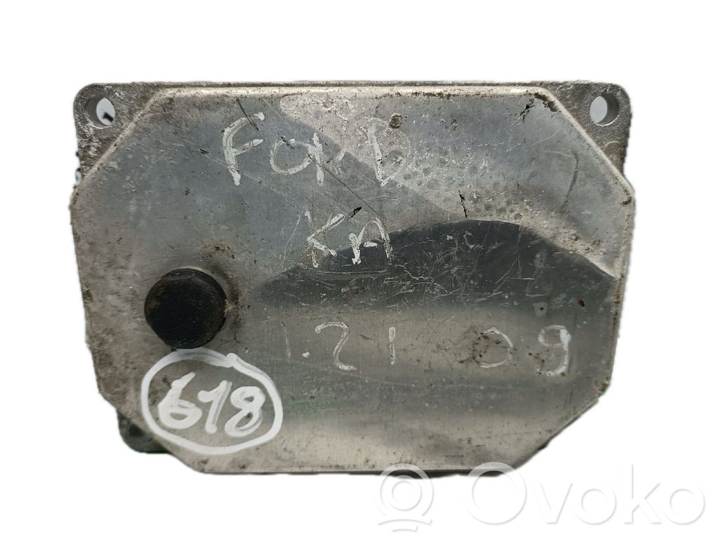 Variklio valdymo blokas   51843150