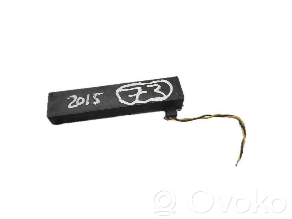 Aerial antenna amplifier   8M5T15K603LA