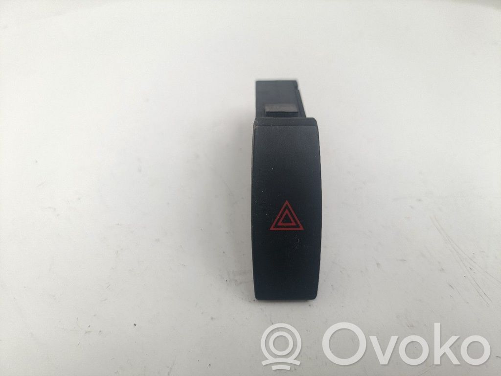 Botón interruptor de luz de peligro   03099700